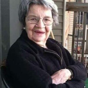 Meet your Posher, Mercedes